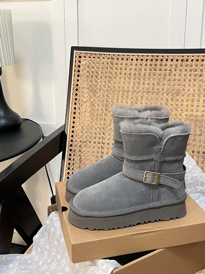 Women fur boot shoes, size 35-40,  with box, SS70-207