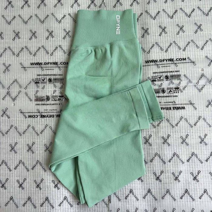 Yoga stretchable breathable tummy-reducing and hip-raising fitness pants，CL20-54-80