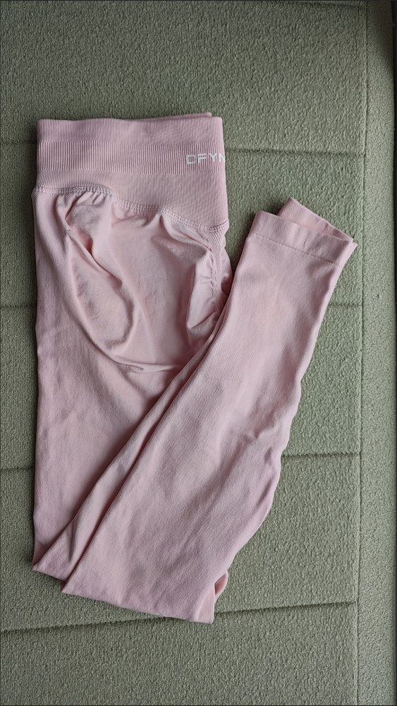 Yoga stretchable breathable tummy-reducing and hip-raising fitness pants，CL20-54-80