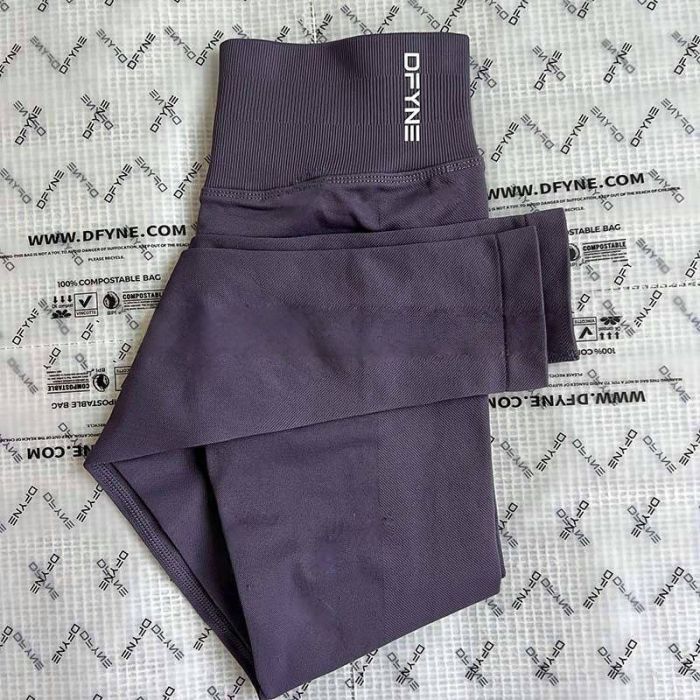 Yoga stretchable breathable tummy-reducing and hip-raising fitness pants，CL20-54-80