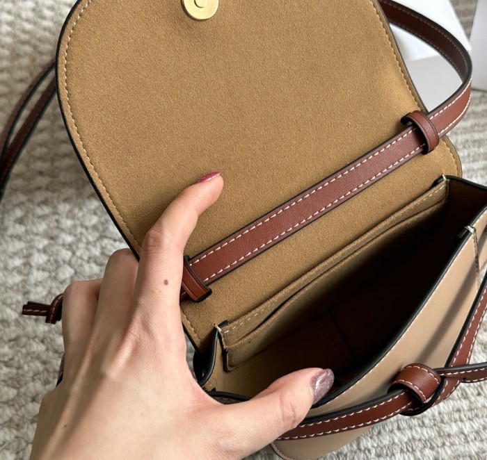 Split leather bag ,4A ,size 21x14cm,no box,  B75-445