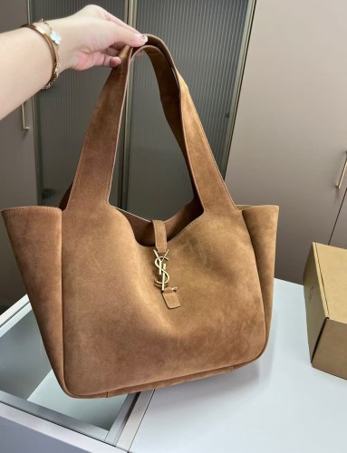 Split leather bag ,4A ,size 32X27cm,no box,  B75-440