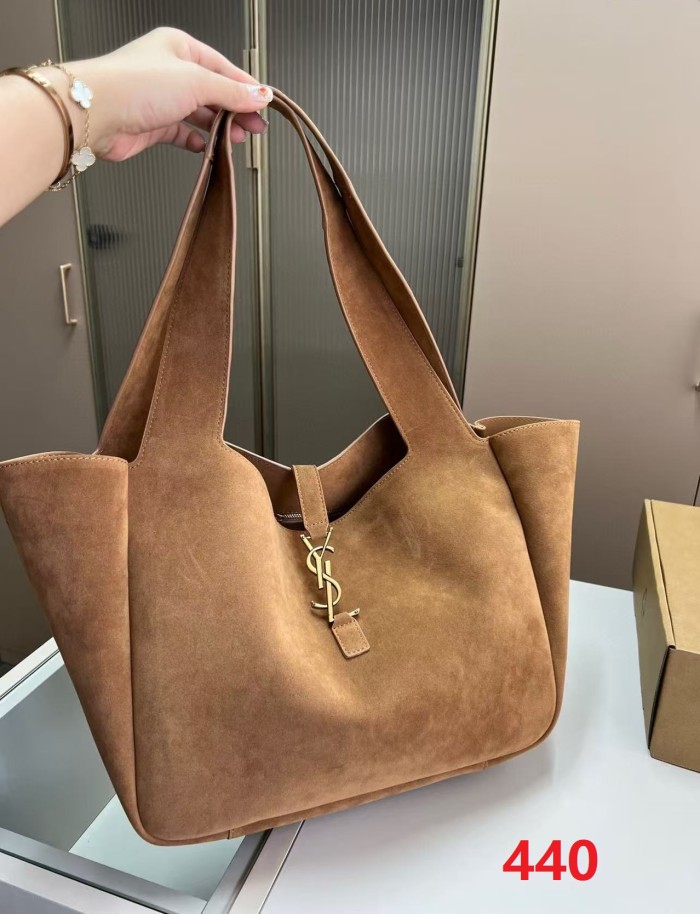 Split leather bag ,4A ,size 32X27cm,no box,  B75-440