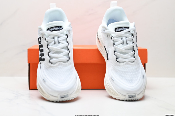 Women's sneaker shoes, with box ,size 36-40, SS70-2282