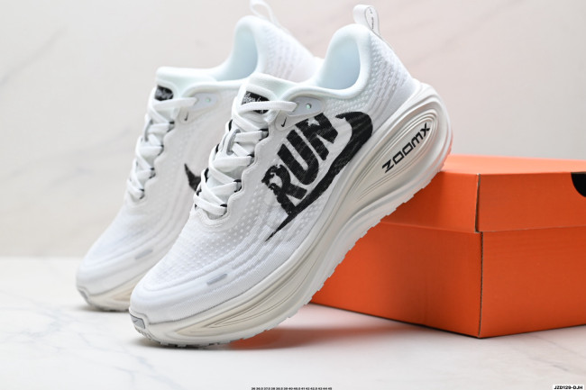 Women's sneaker shoes, with box ,size 36-40, SS70-2282