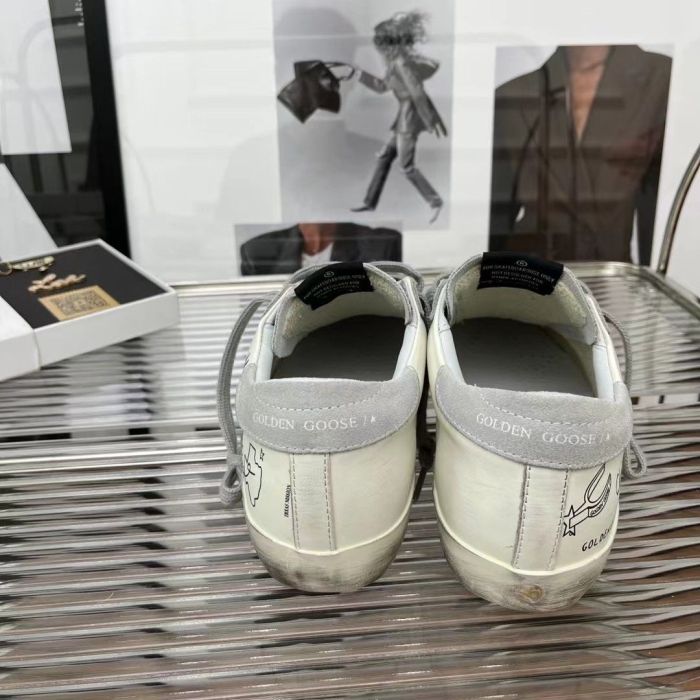 Women's men flat sneaker shoes,  size 35-44, SS110-673
