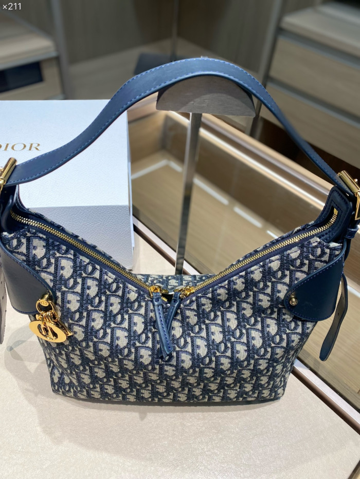 Split leather bag ,4A ,size 28x11x17cm,no box,  B75-464