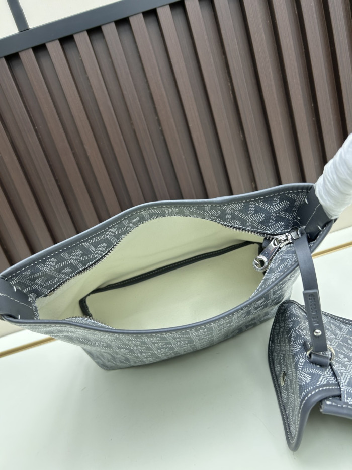 Split leather bag ,4A ,size 26x21x10cm,no box,  B88-403