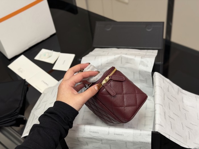 Split leather bag ,4A ,size 17x11cm,no box,  B80-207