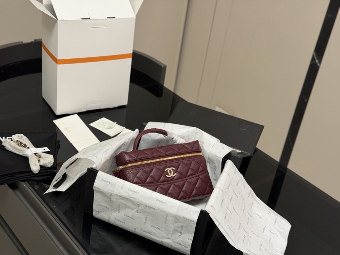 Split leather bag ,4A ,size 19x13cm,no box,  B80-208