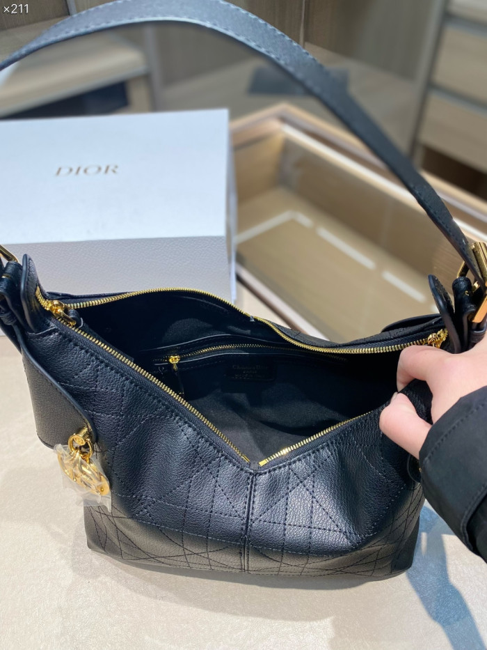 Split leather bag ,4A ,size 28x11x17cm,no box,  B75-463