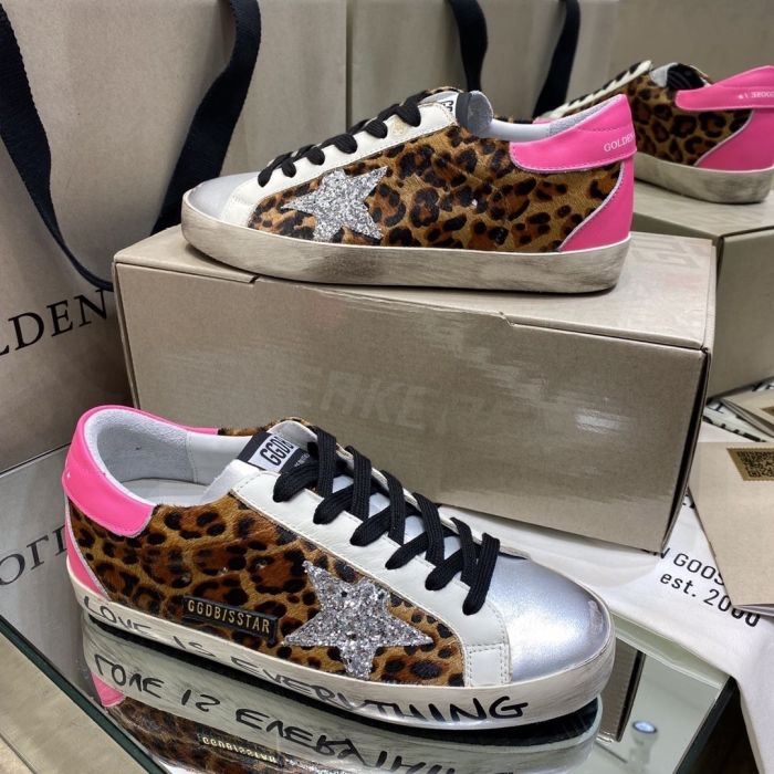 Women's men flat sneaker shoes,  size 35-46, SS110-675