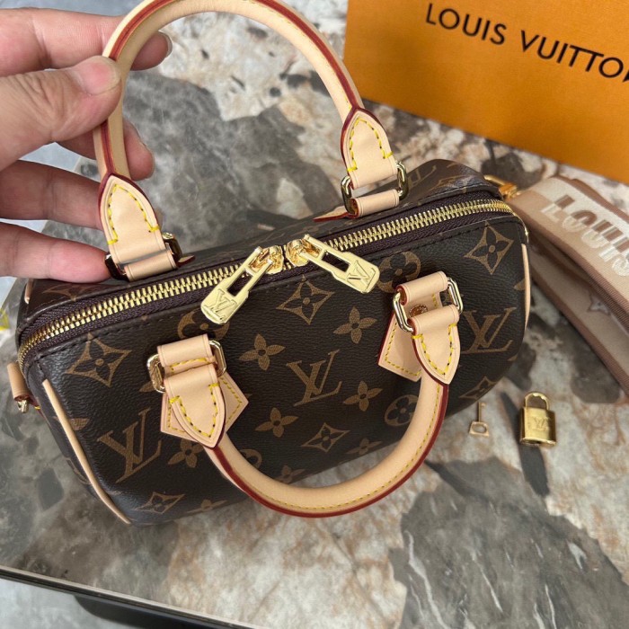Split leather bag, 3A,size 20cm,no box,B68-182