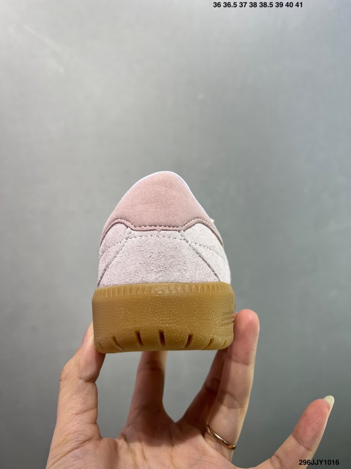 Women runner sneaker shoes,  with box,size 36-41，SS60-3733