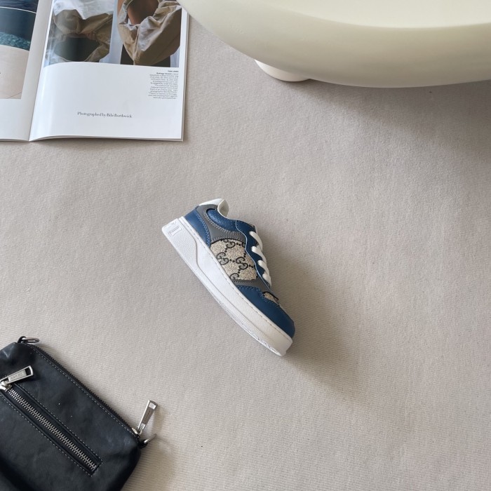 Kid's shoes, with box,size 26-35, SS60-3765
