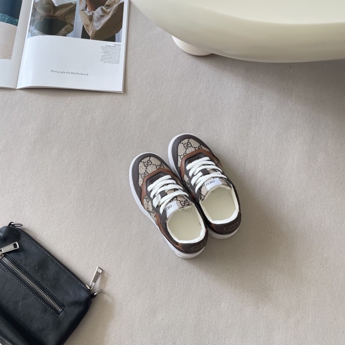 Kid's shoes, with box,size 26-35, SS60-3767