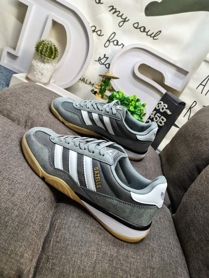 Women men runner sneaker shoes,  with box,size 36-45，SS60-3741