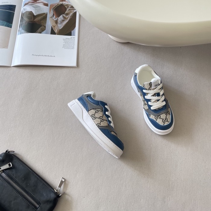 Kid's shoes, with box,size 26-35, SS60-3765