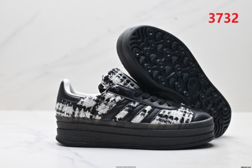 Women runner sneaker shoes,  with box,size 35-42，SS60-3732
