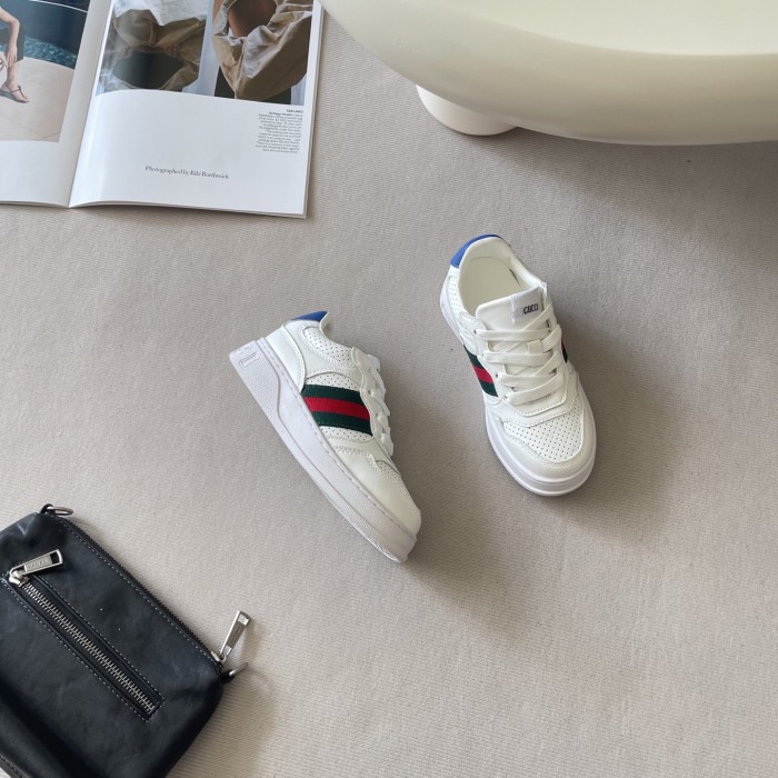 Kid's shoes, with box,size 26-35, SS60-3766
