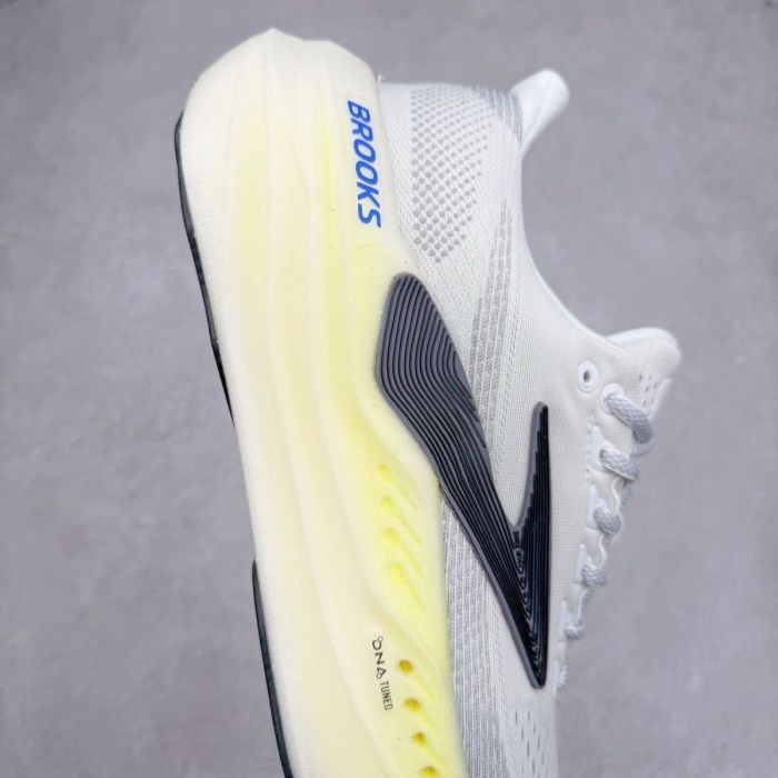Women men runner sneaker shoes,  with box,size 36-45，SS70-2301-2306