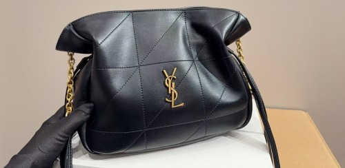 Leather bag ,4A ,size 25*20cm,no box,  B88-28