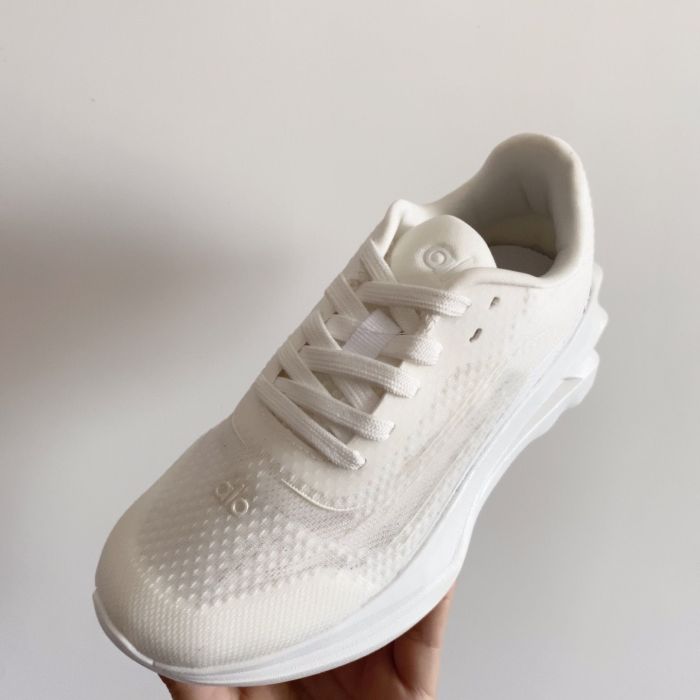 Kid's shoes, with box,size 28-37, SS60-670-675