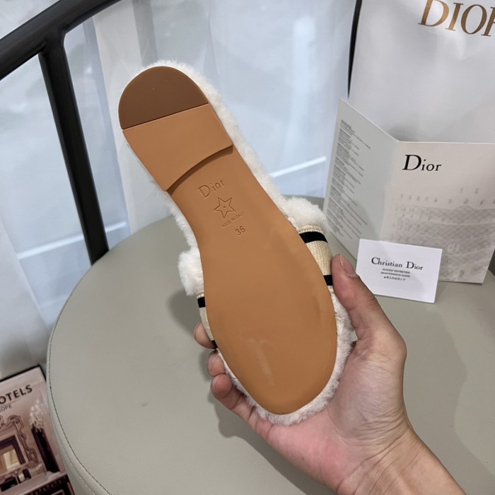 Women's flat wool indoor slippers, size 35-42, SS50-1872