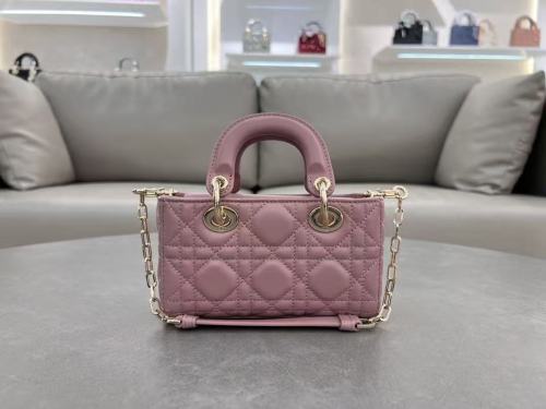 Leather bag, top quality ,with box,. size 16.5*6*10cm , B200-5