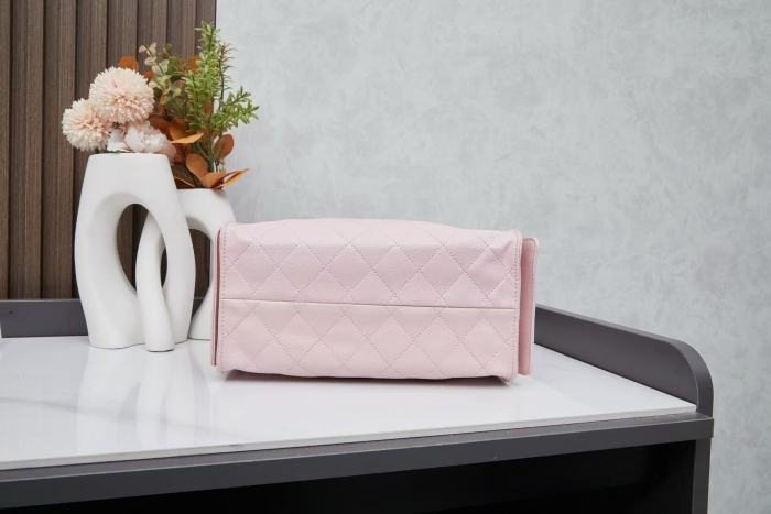 Leather bag ,5A ,size 26*20*14cm,no box,  B110-422