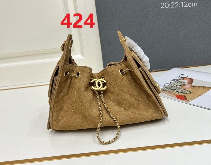 Leather bag ,5A ,size 20*22*12cm,no box,  B110-424