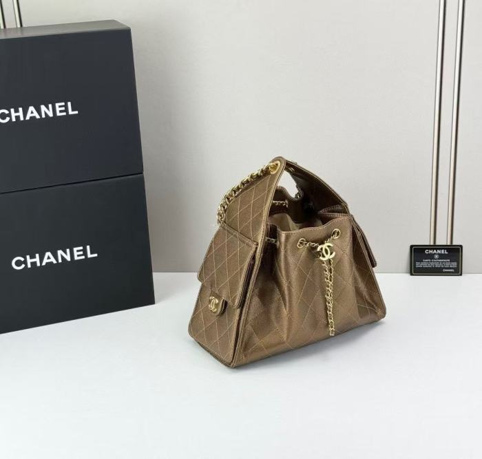 Leather bag ,5A ,size 30x26x14cm,no box,  B110-423