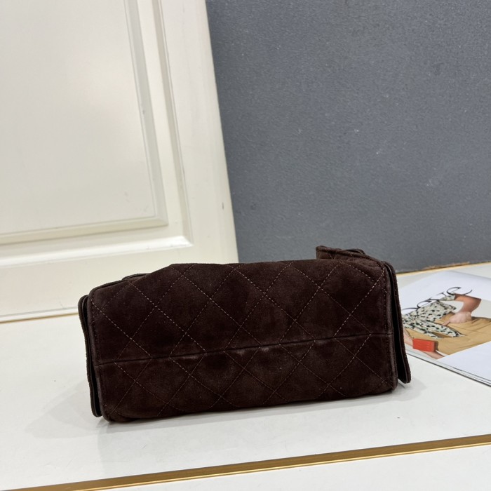 Leather bag ,5A ,size 20*22*12cm,no box,  B110-426