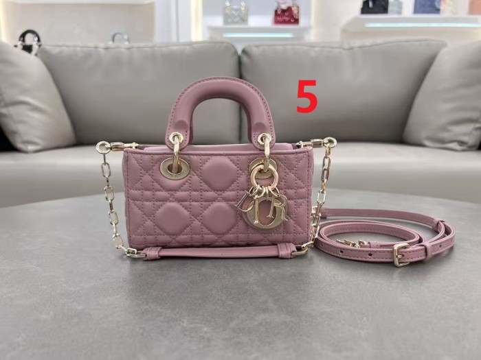 Leather bag, top quality ,with box,. size 16.5*6*10cm , B200-5