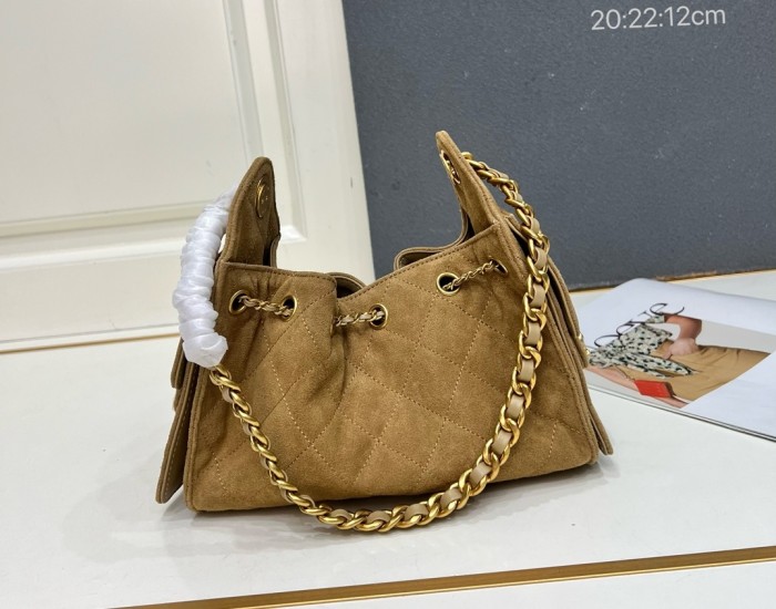 Leather bag ,5A ,size 20*22*12cm,no box,  B110-424