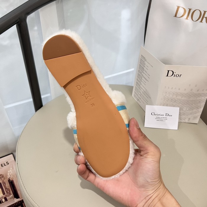 Women's flat wool indoor slippers, size 35-42, SS50-1871