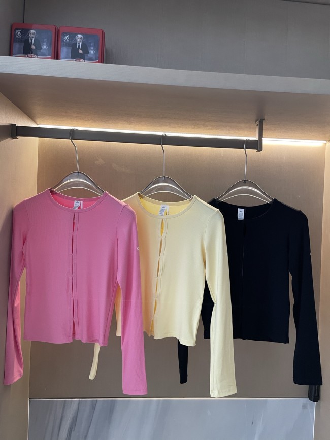 Women Knitted long-sleeved stretch openwork top clothes, CL25-317