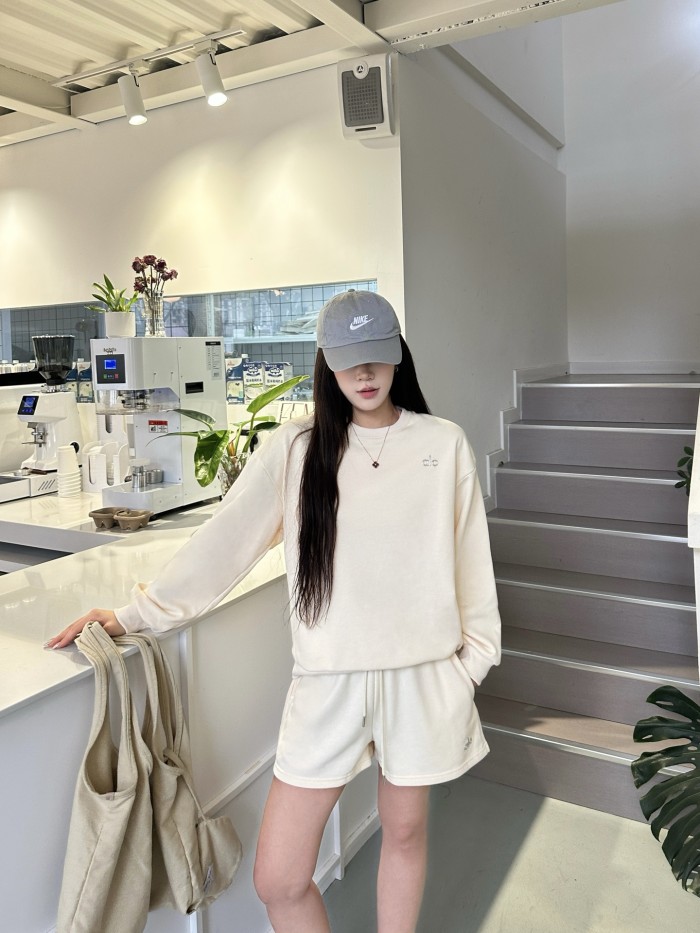 Woman Sports hoodies, sweatpants, shorts clothes ，CL30-203-207