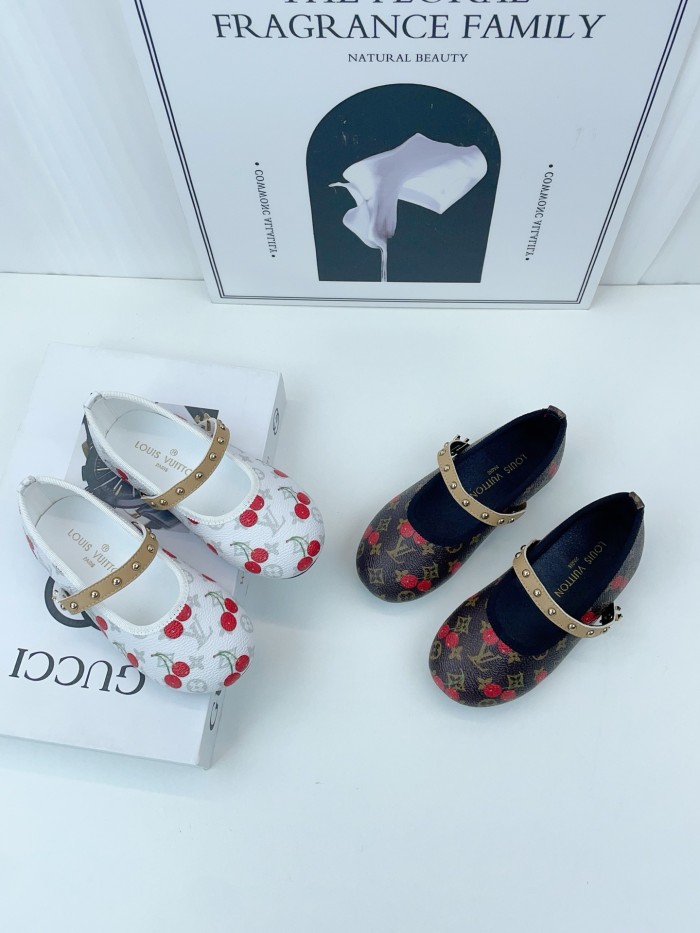 Kid's shoes, with box,size 26-35, SS50-1917-1918