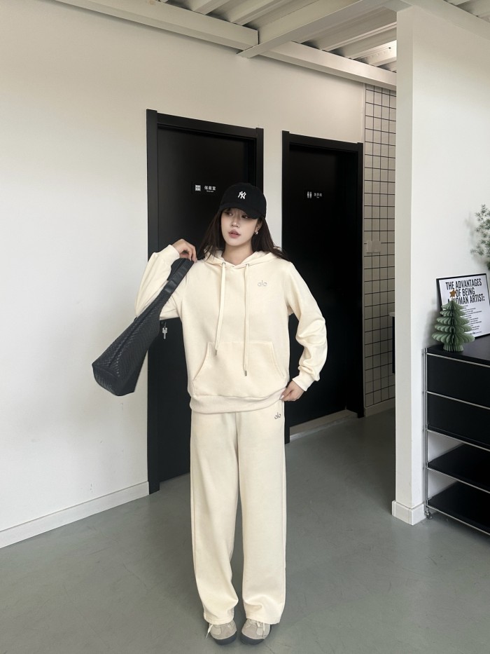 Woman Sports hoodies, sweatpants, shorts clothes ，CL30-203-207