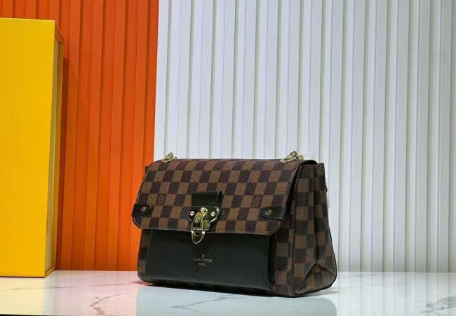 Leather bag ,5A ,size 25x18x10cm,with box,  B80-3