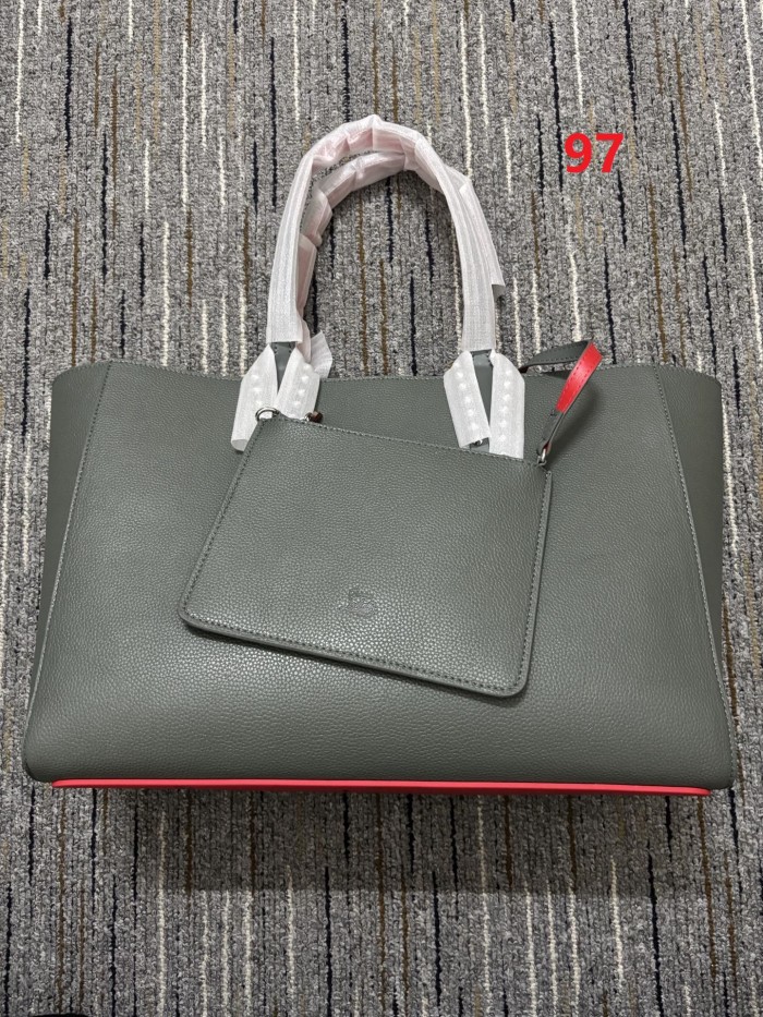 Leather bag ,5A ,size 39x16x29cm,no box,  B130-89-100