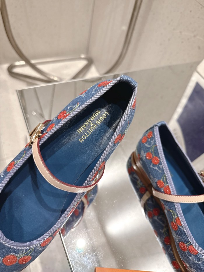 Women's flat shoes, size 35-42, SS50-1957