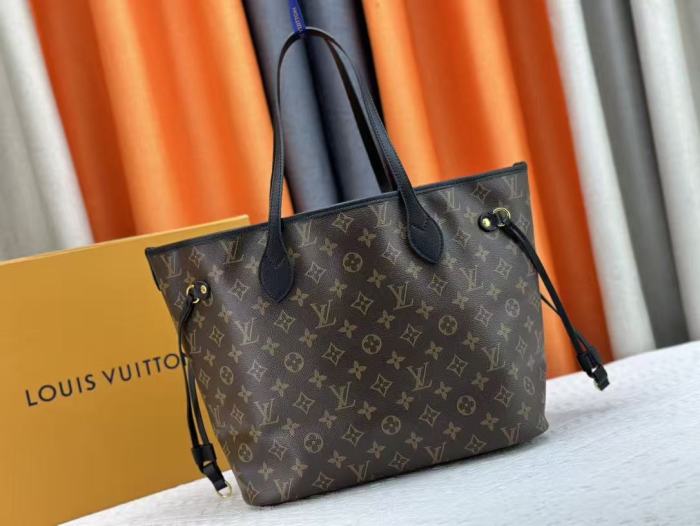 Leather bag ,5A ,size 32x28x14cm,  B88-406