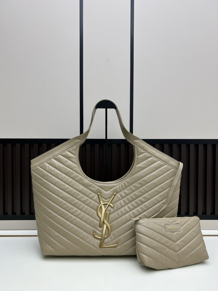 Leather bag ,5A ,size 52x14x53cm,no box,  B110-437