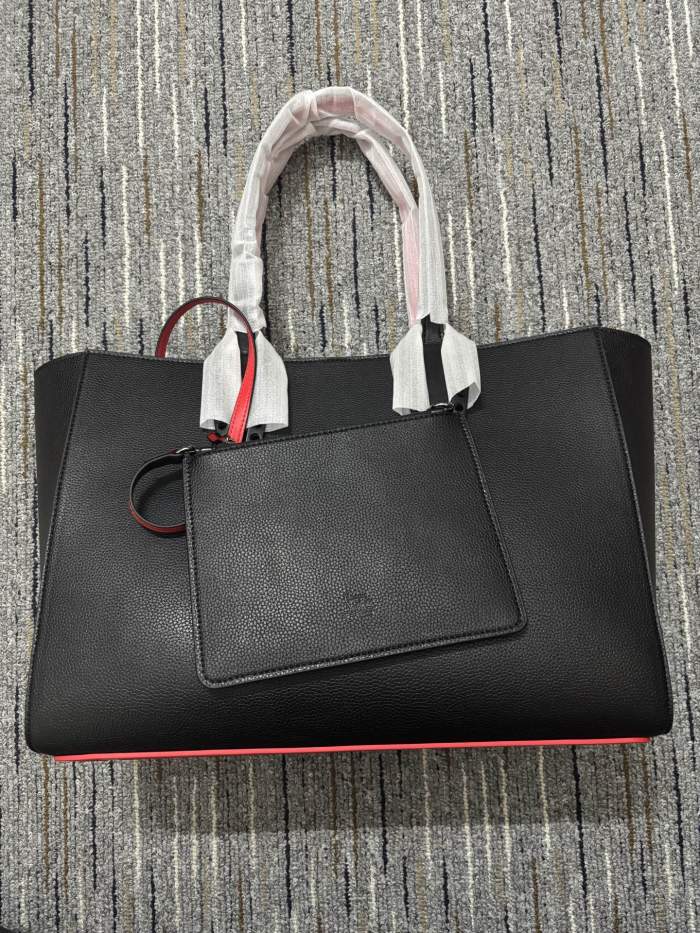 Leather bag ,5A ,size 39x16x29cm,no box,  B130-89-100