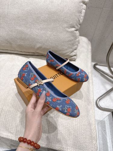 Women's flat shoes, size 35-42, SS50-1957