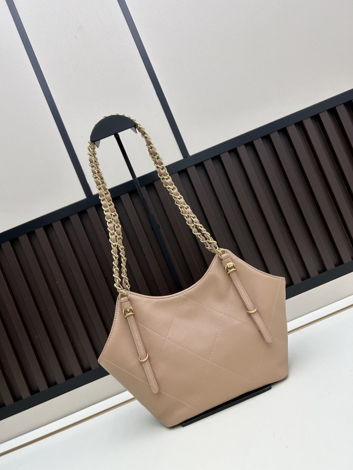 Leather bag ,5A ,size 30x20x6cm,  B98-188