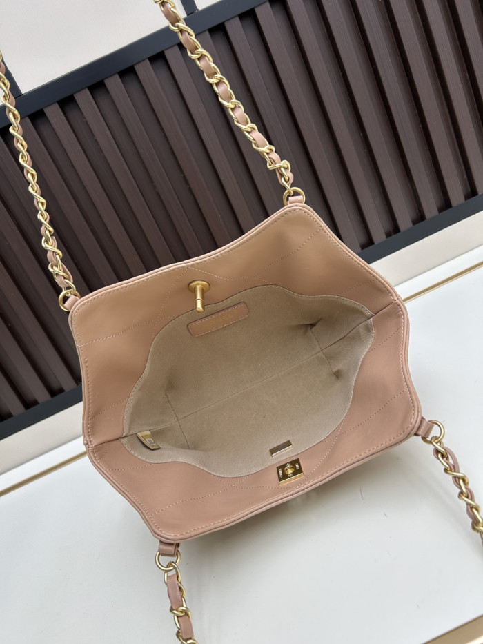 Leather bag ,5A ,size 30x20x6cm,  B98-188