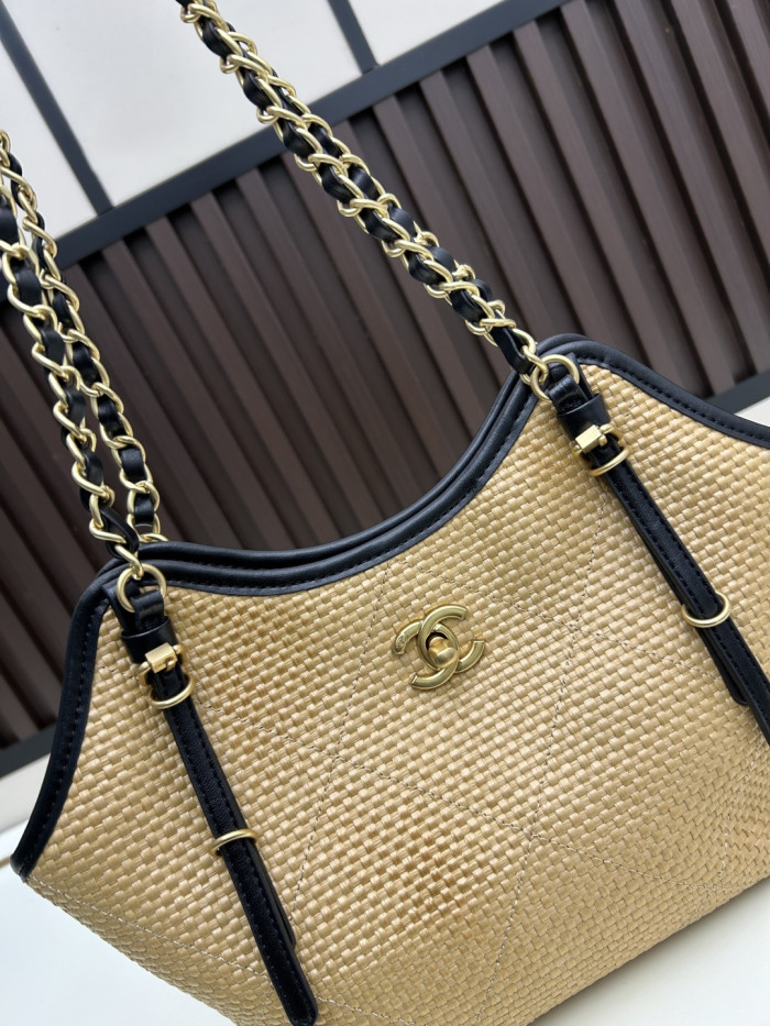 Leather and woven raffia bag ,5A ,size 30x20x6cm,  B98-189